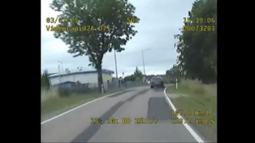 Kierująca bmw przekroczyła prędkość w Parchowie. Kobiecie zatrzymano prawo jazdy na trzy miesiące (WIDEO)