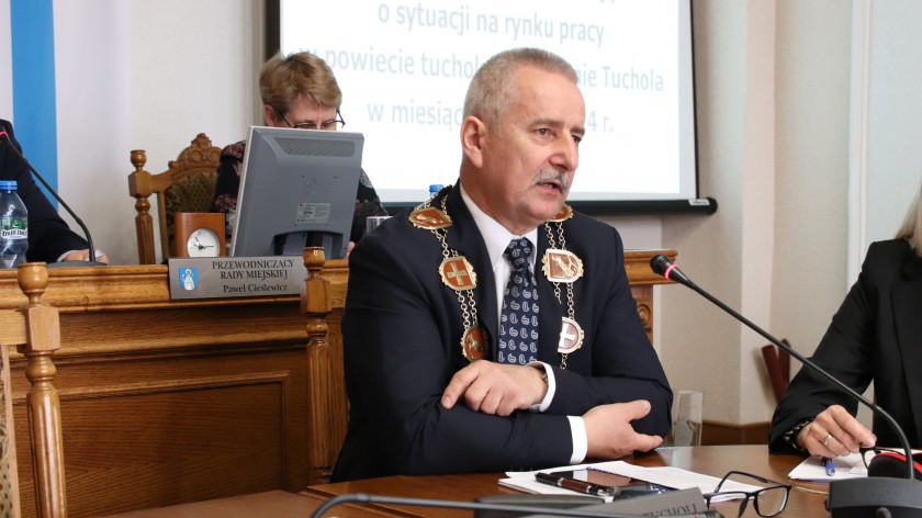 Jest zgoda Rady Miejskiej. Burmistrz Tucholi poskarży się do WSA na postanowienie MEN, zabraniające likwidacji dwóch szkół