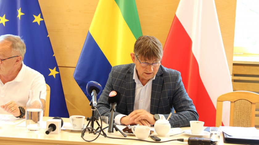 Gmina Chojnice zapowiada zmiany na ulicy Szkolnej w Charzykowach. 'Będzie projektowany prawoskręt'