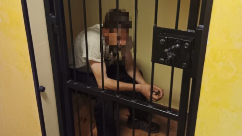 Policjanci zatrzymali czerszczanina, który dokonał serii włamań i kradzieży. Mężczyzna wpadł na kradzionym rowerze