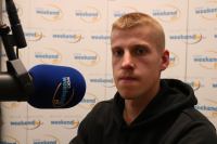 Podgórski z Chojniczanki, Męczykowski z KS-u Kościerzyna i Grzegorczyk z WKM-u Więcbork w Weekend FM