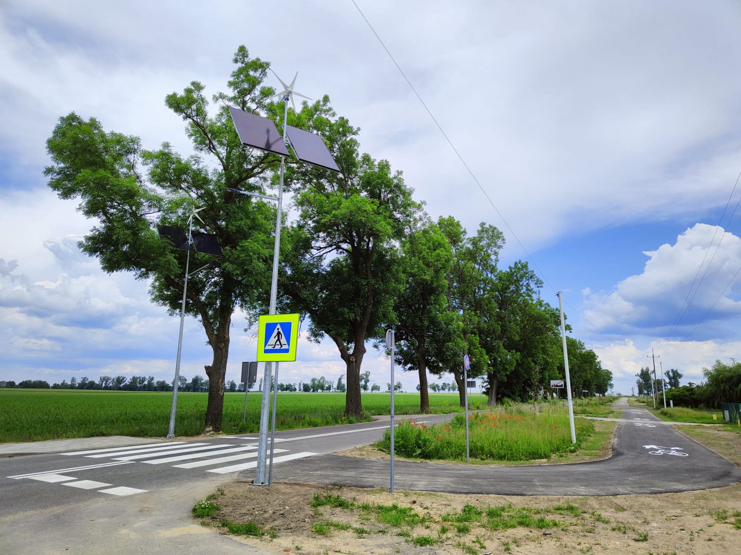 Budowa ścieżki pieszo-rowerowej w Piastoszynie zakończona