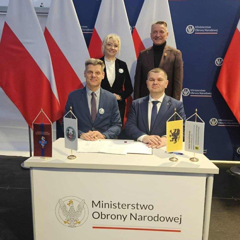 Szpital Specjalistyczny w Kościerzynie będzie leczył żołnierzy. Placówka dołączyła do programu "Szpitale Przyjazne Wojsku"